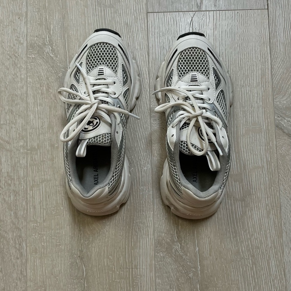 Axel Arigato Marathon Runner Sneakers